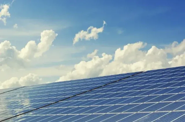 Jak działa magazyn energii? Wyjaśnienie dla początkujących